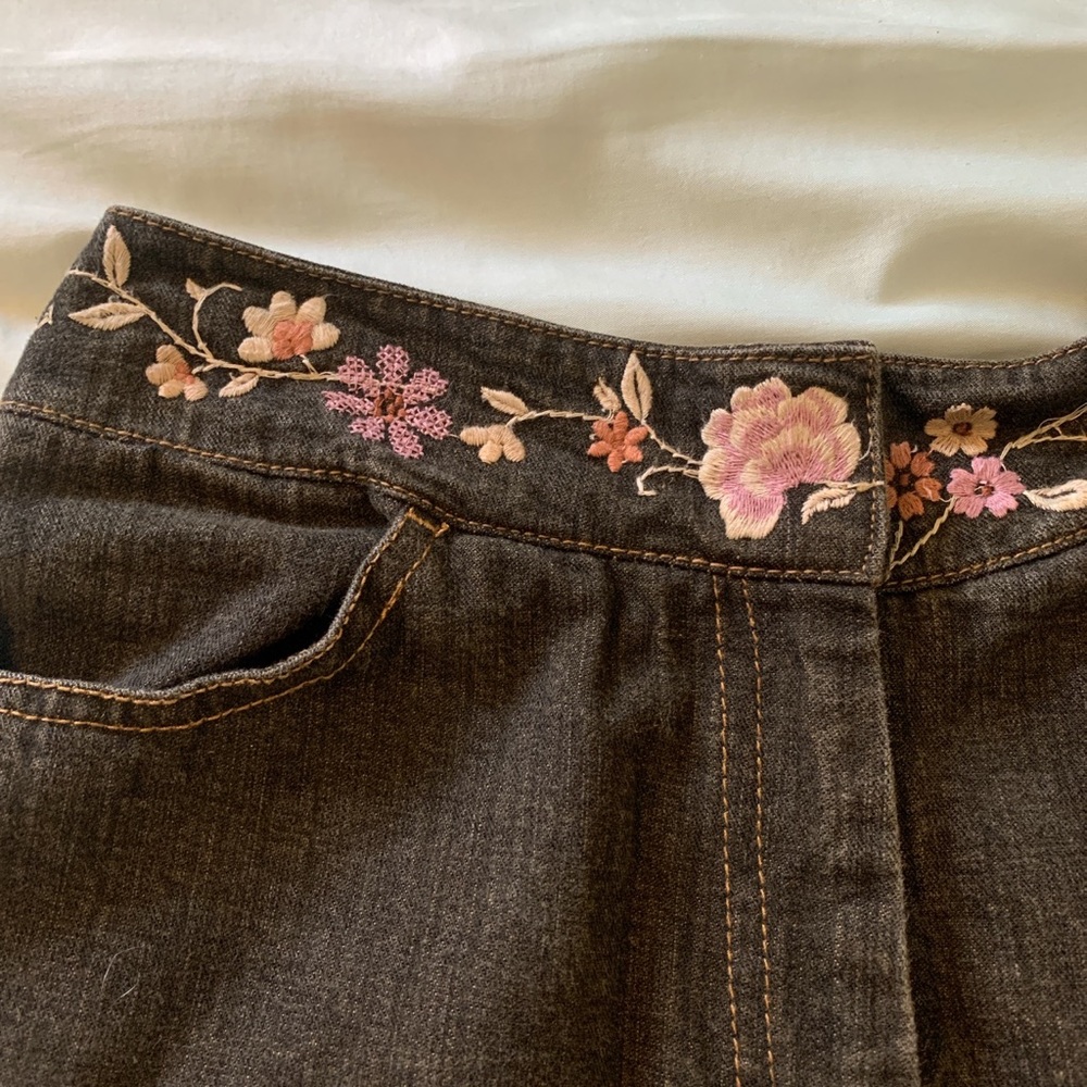 BOHO SHORTS! - Picture 2 of 2